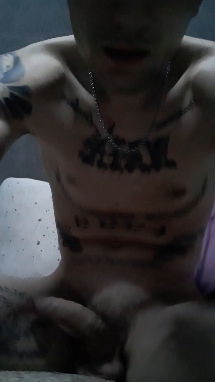 Tattooboy_19