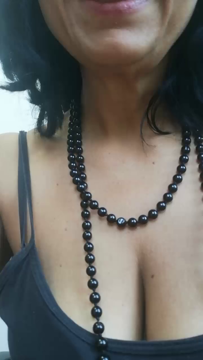 KinkyGreta