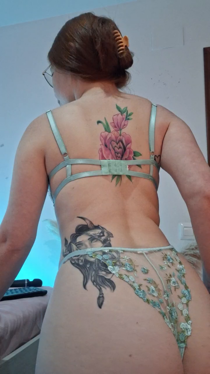 Redheaddol22