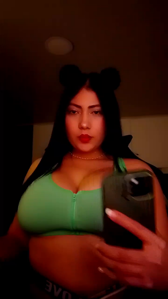 zoe_kimm