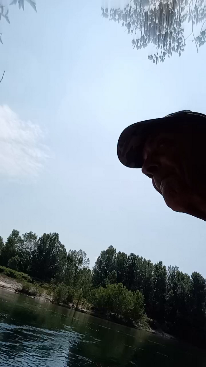 nudista25hot