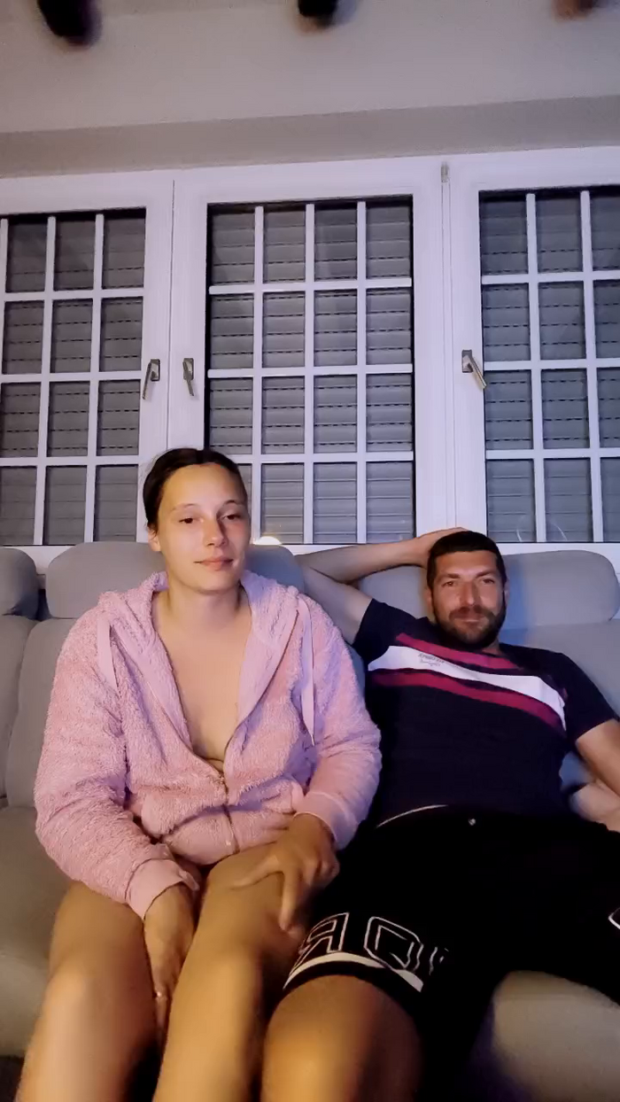 Jeunecouple3227