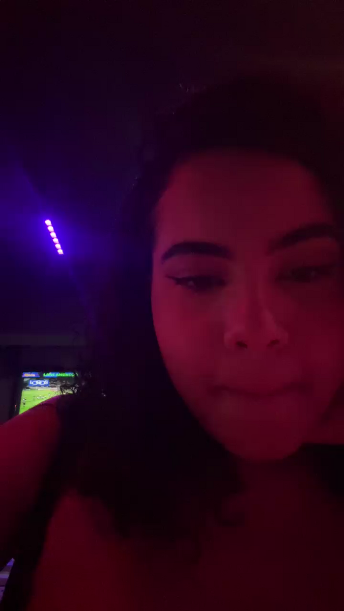 AmandaDebaro