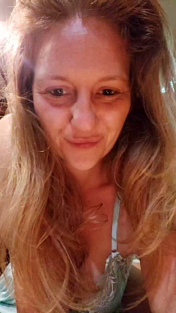 Anayshotgirl