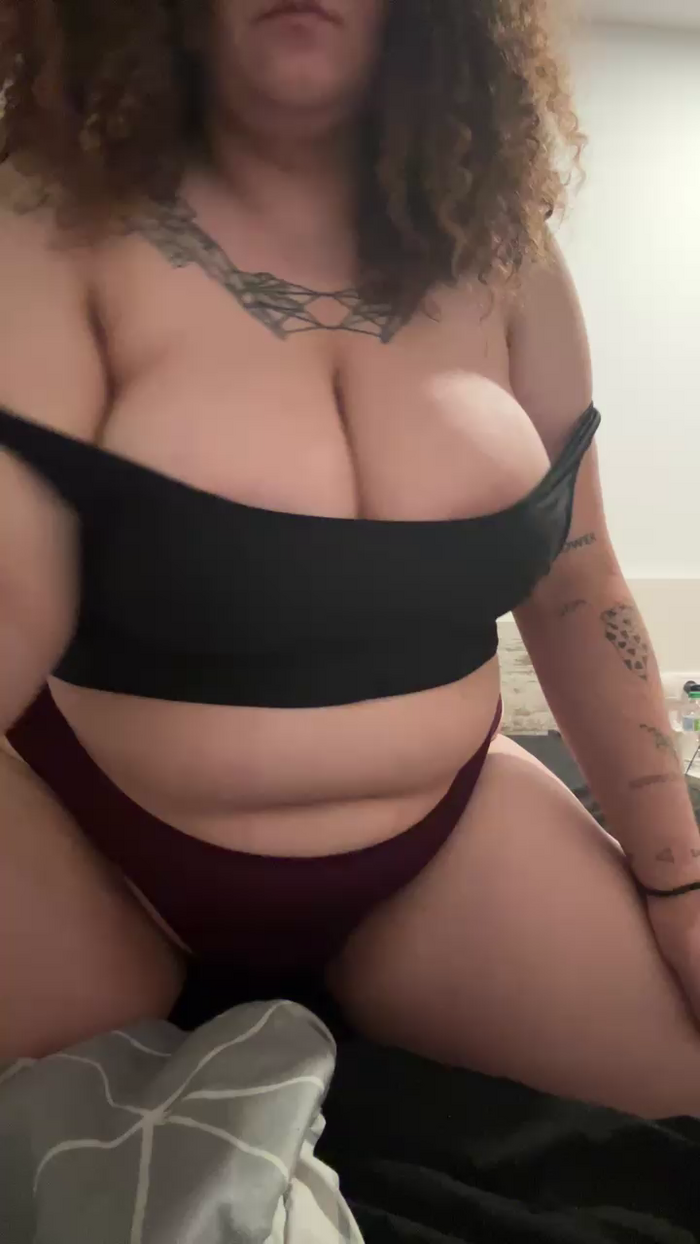 NiaaaaXL