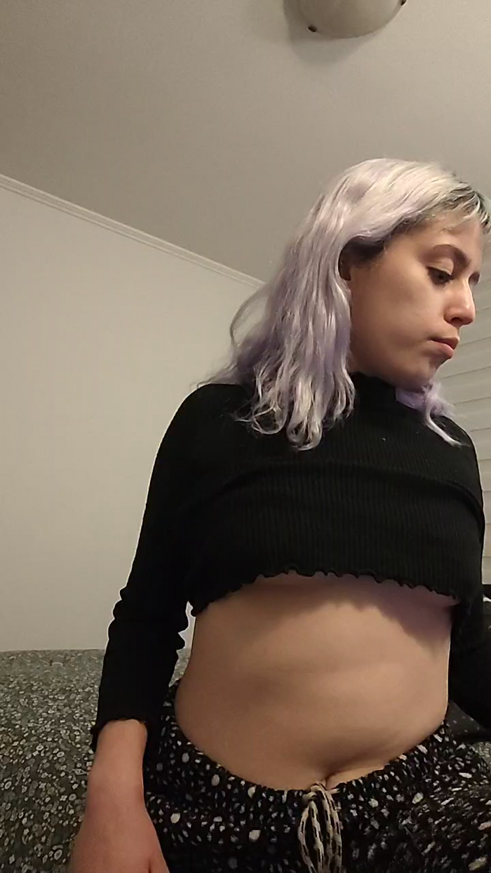 emi_laura