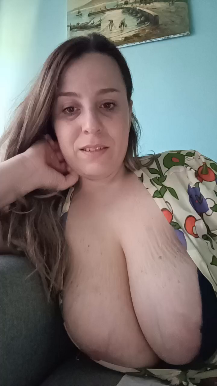 emma96_hot