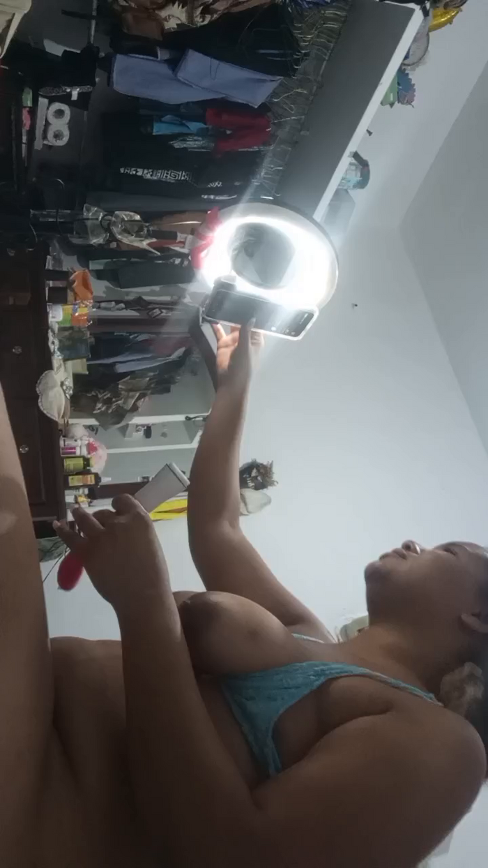 Monica2702