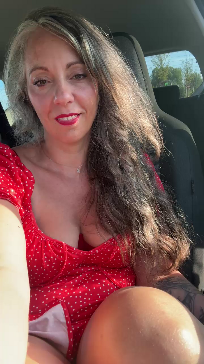 NaughtyConrast