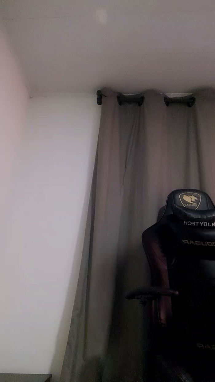 zoe_kimm