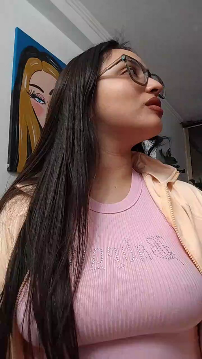 Latinaakita4