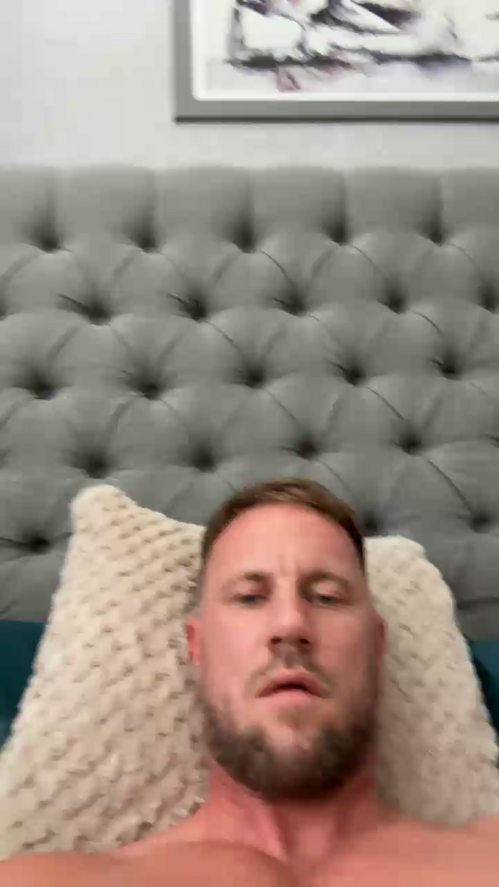 Benjay74