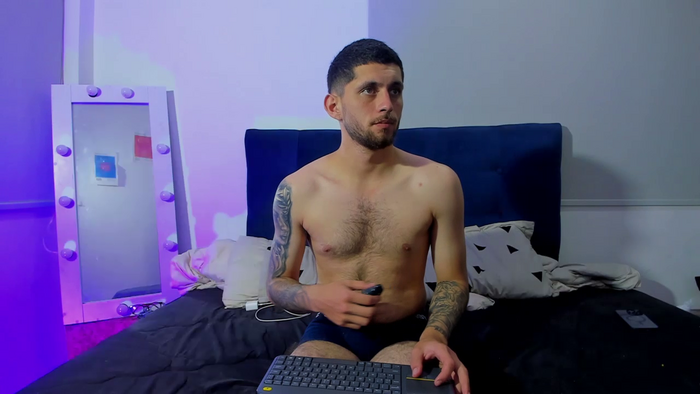 Ari_and_loggan