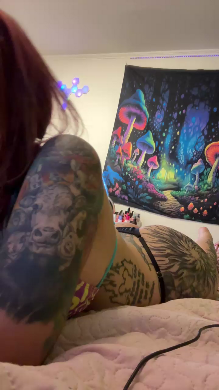 MollyGlossy