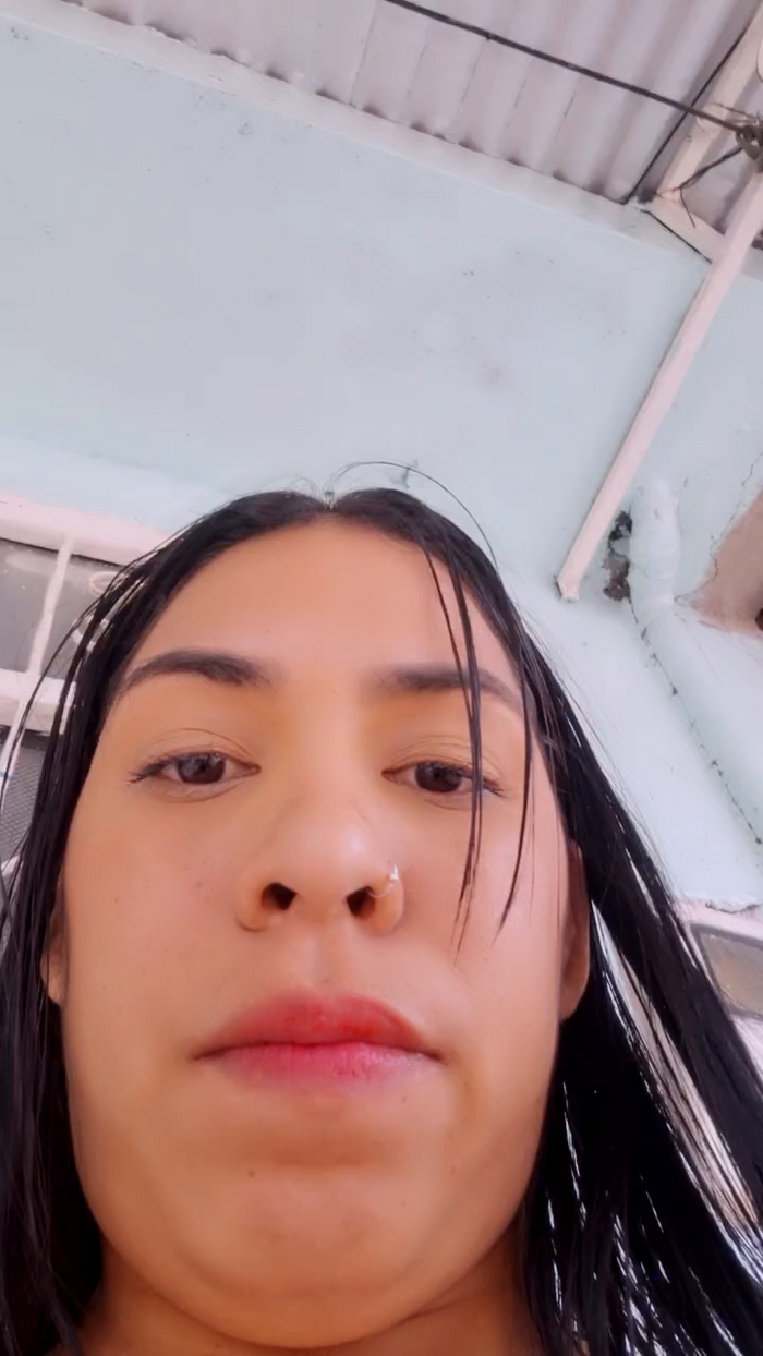 girl_pee