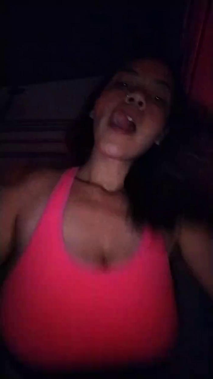 sweet_scarlett_