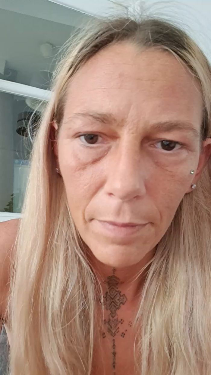 elle26_hot