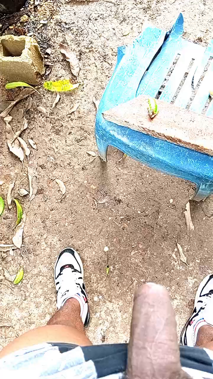 Black_spitpiss