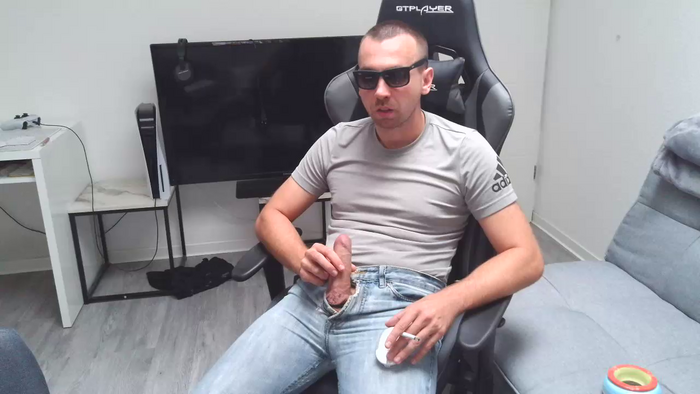 Jeansjunge96