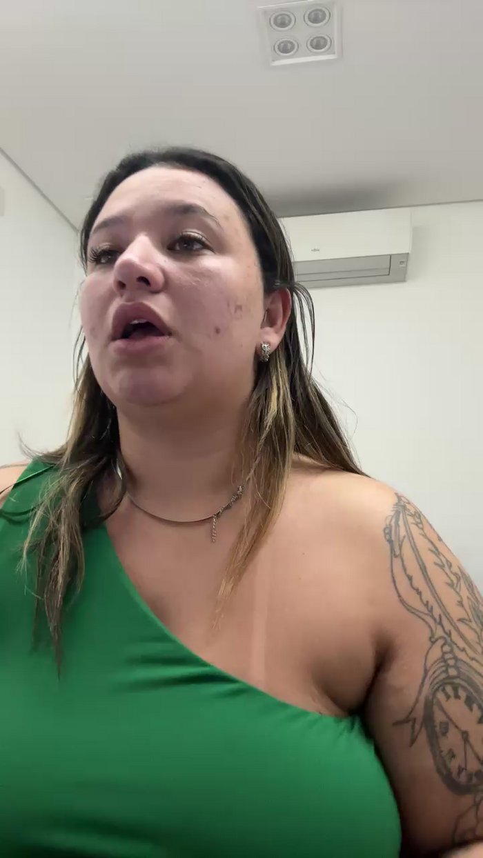 AmandaLais