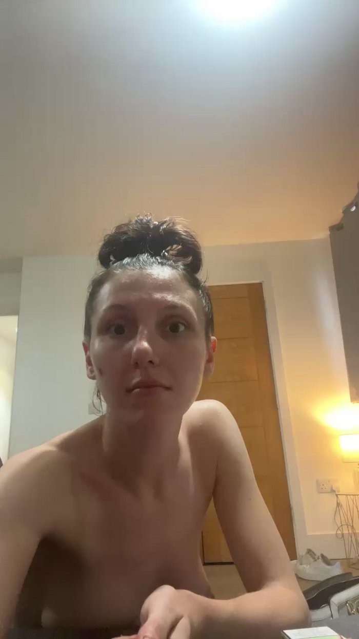 Bombshell_Bella