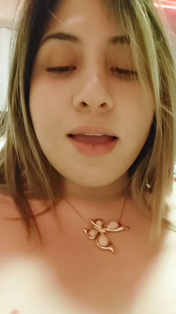 ilonka_Ui