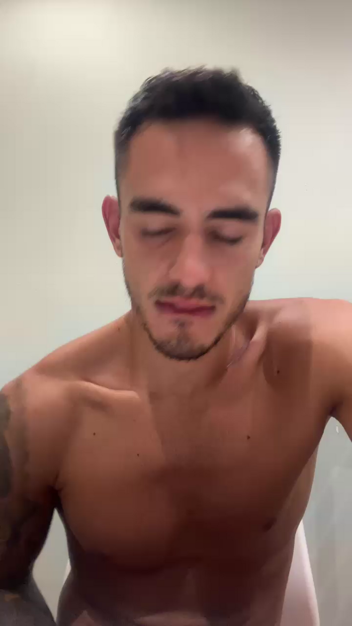 AlejandroAlpha