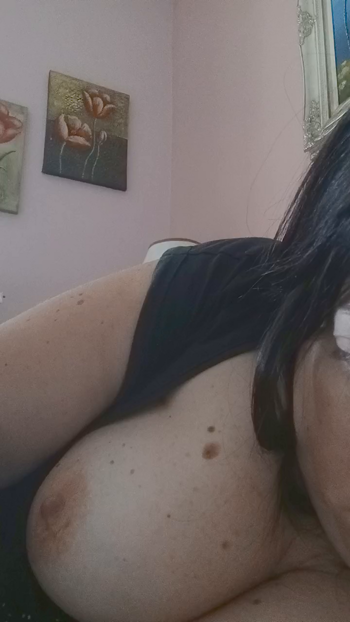 chanel69_sexy