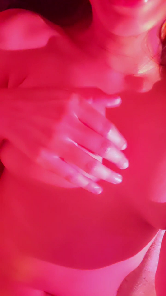 Aloneathome22