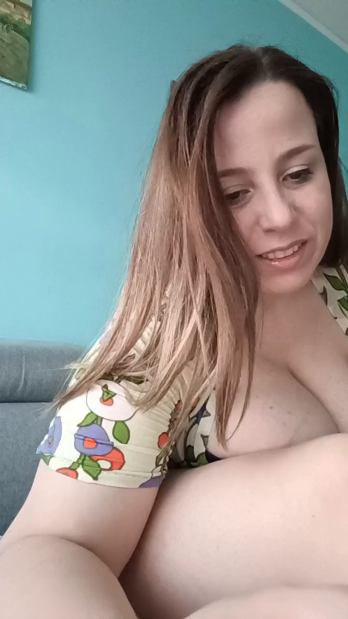 emma96_hot
