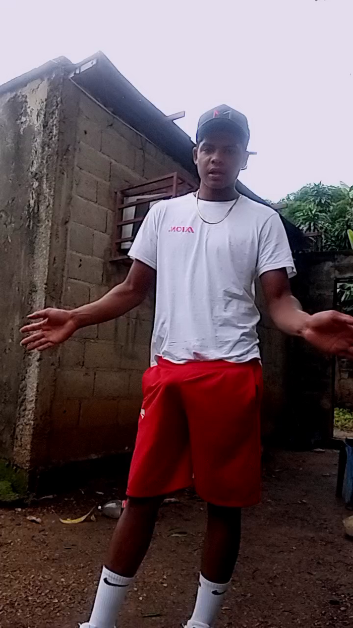 Black_spitpiss