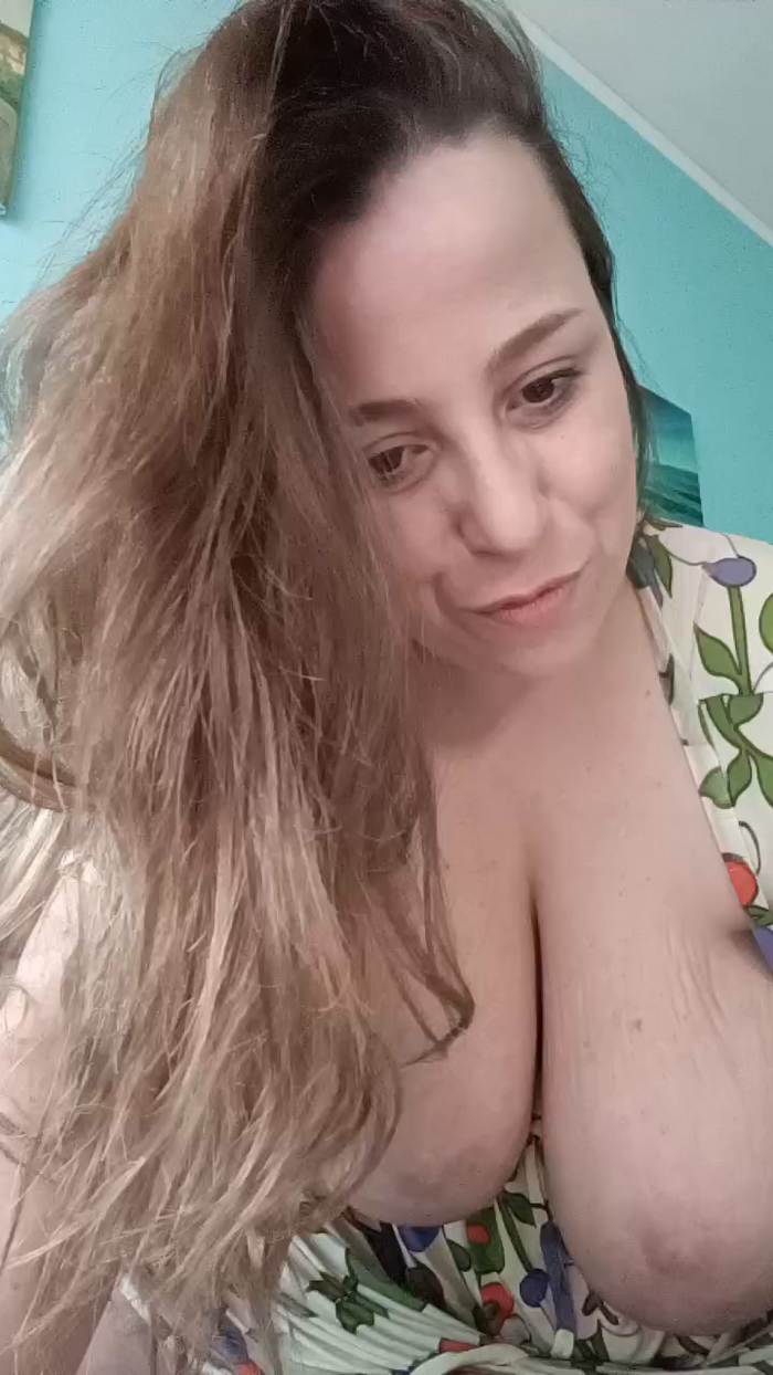 emma96_hot