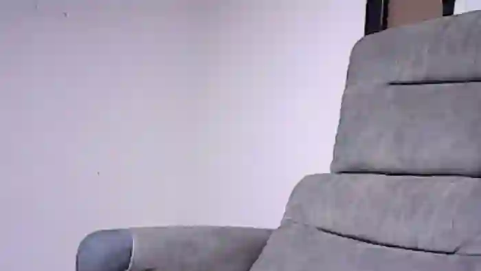 2025/08/08/cam4-amigo350535-18-15-00