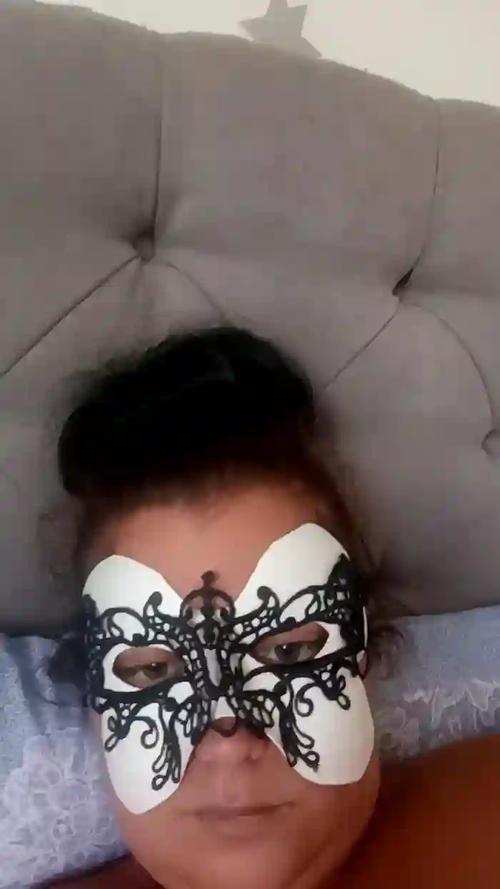 2025/08/08/cam4-jessika96-08-53-02