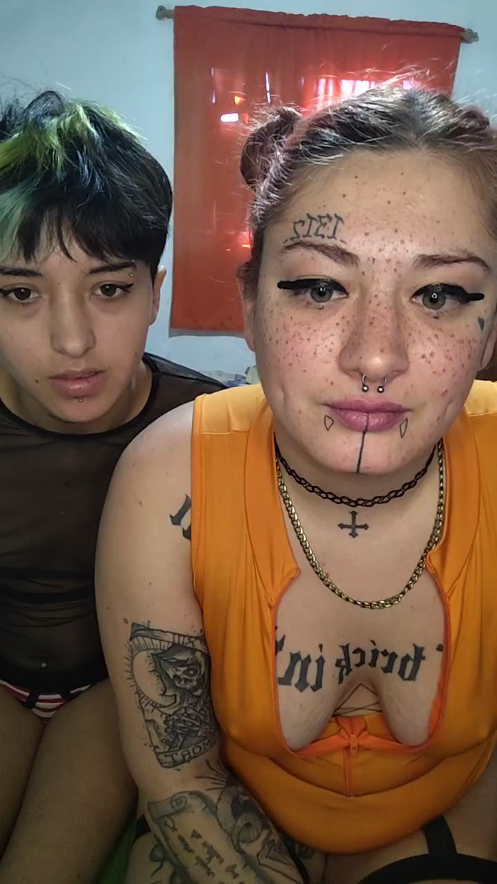 Sexxyymom