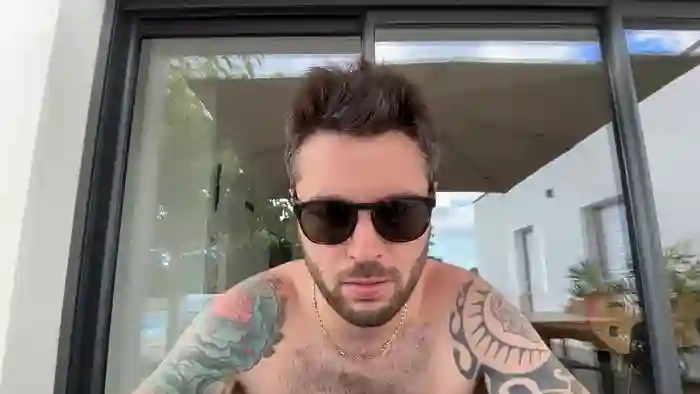 2025/08/08/cam4-jules_demastre-16-38-18