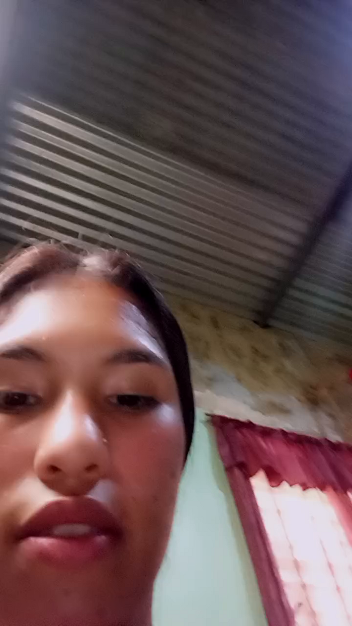Scarlett_pee