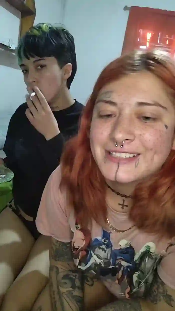 2025/08/09/cam4-sexxyymom-19-50-46