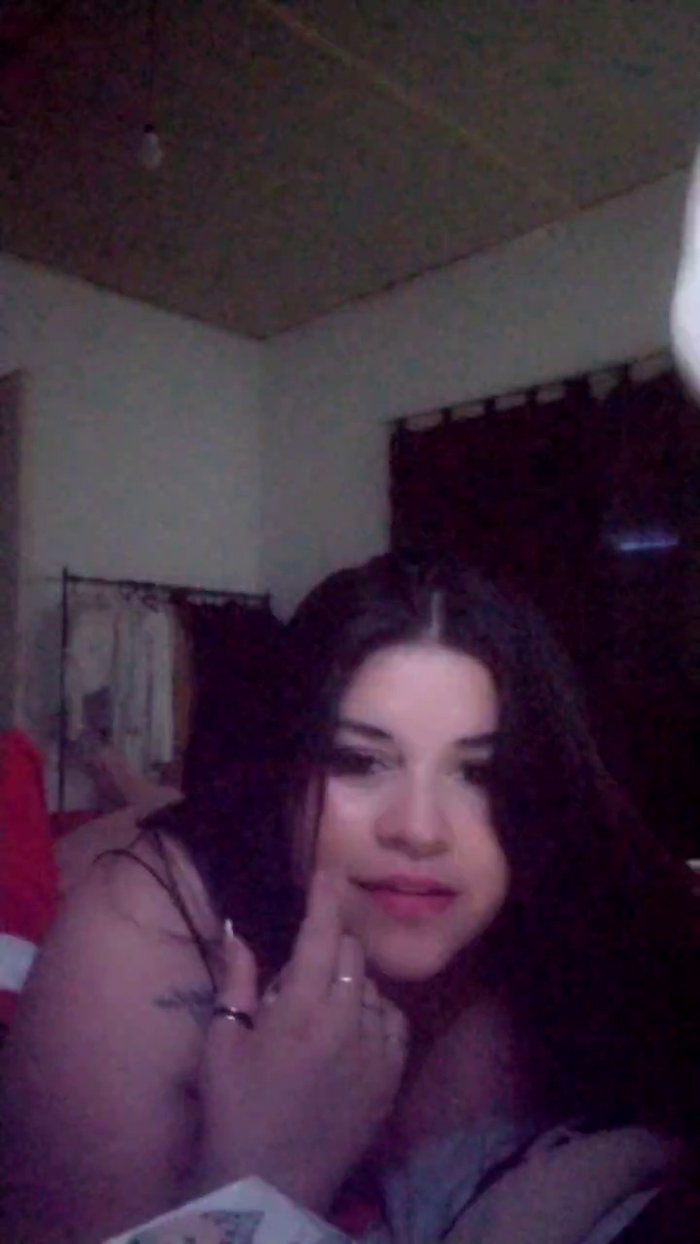 estefy21