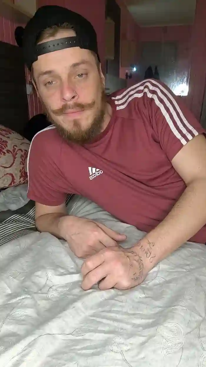 2025/08/12/cam4-dotado23cm_hot-18-47-13