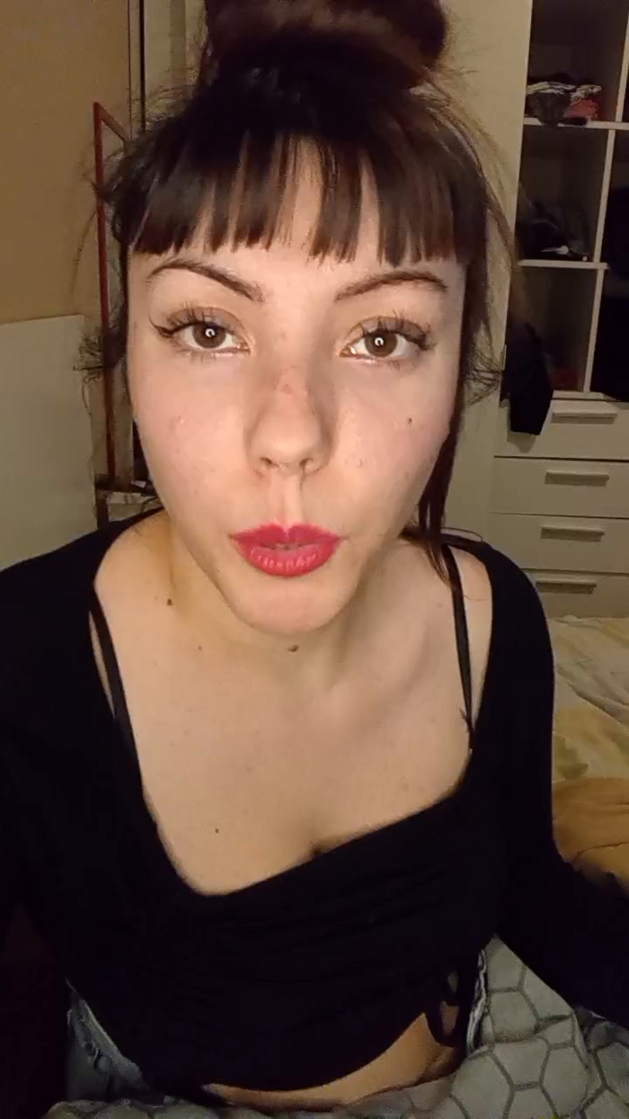 Lara_99_
