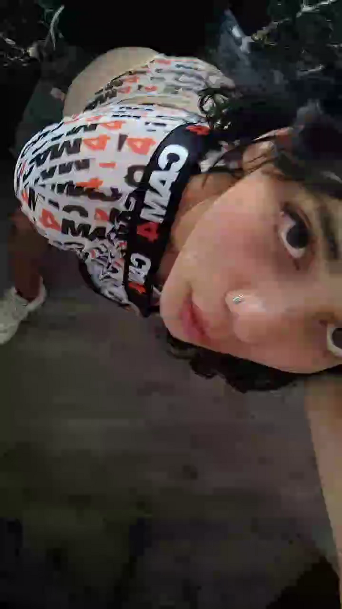 sweet_scarlett_