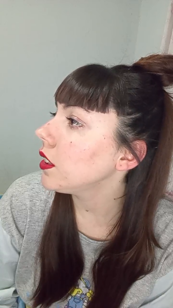 Lara_99_