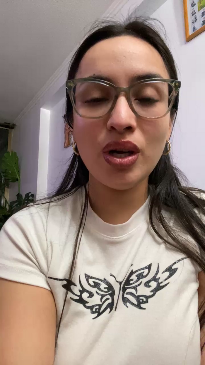 Latinaakita4