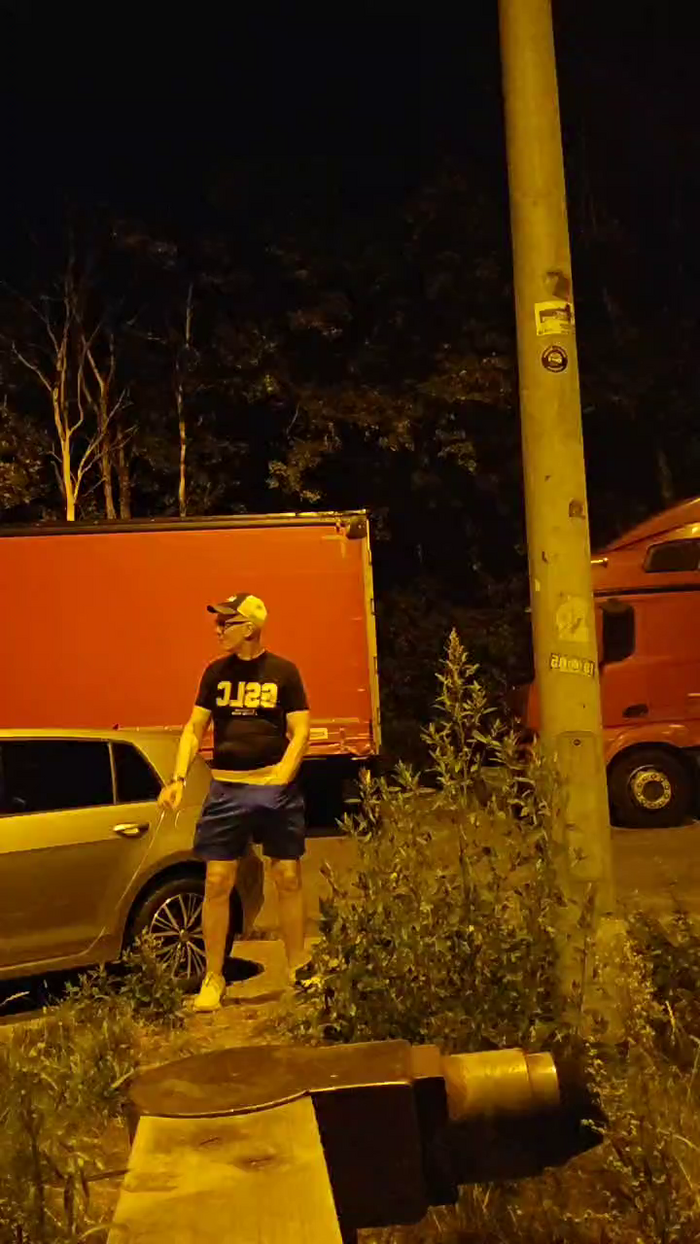 axelblows