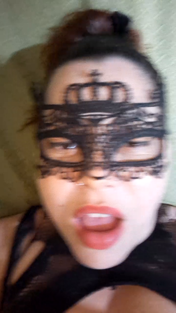 Allia_Doman