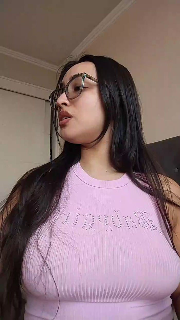 Latinaakita4