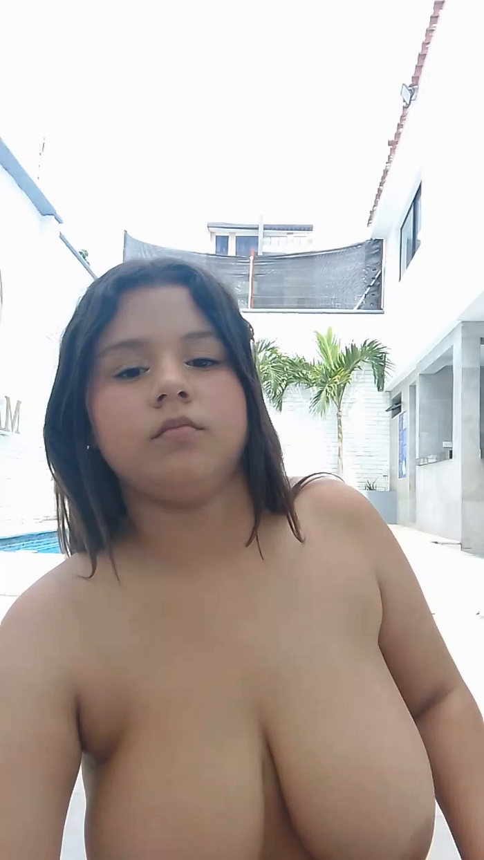 NahomyFoxy