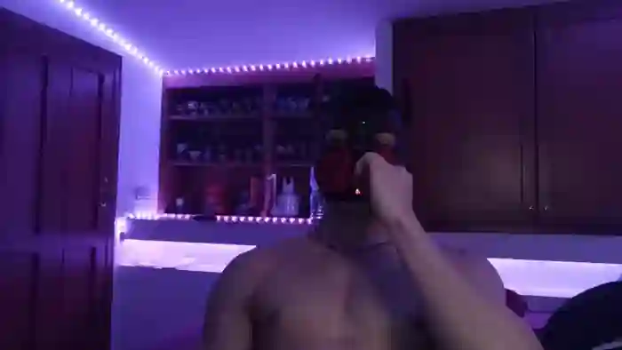 2025/08/21/cam4-frabroker-22-03-29