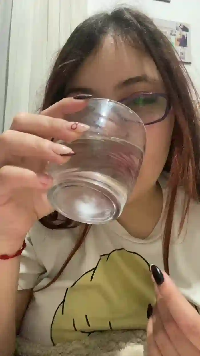 2025/08/22/cam4-kinkynikyxxx-08-17-36